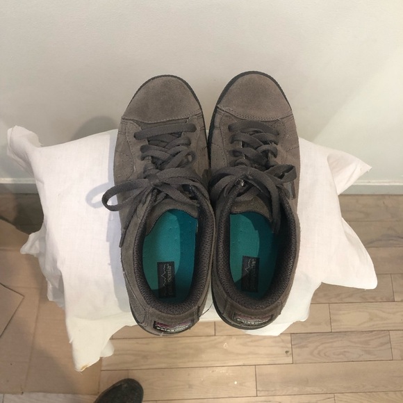 Patagonia gray shoes - Picture 4 of 7